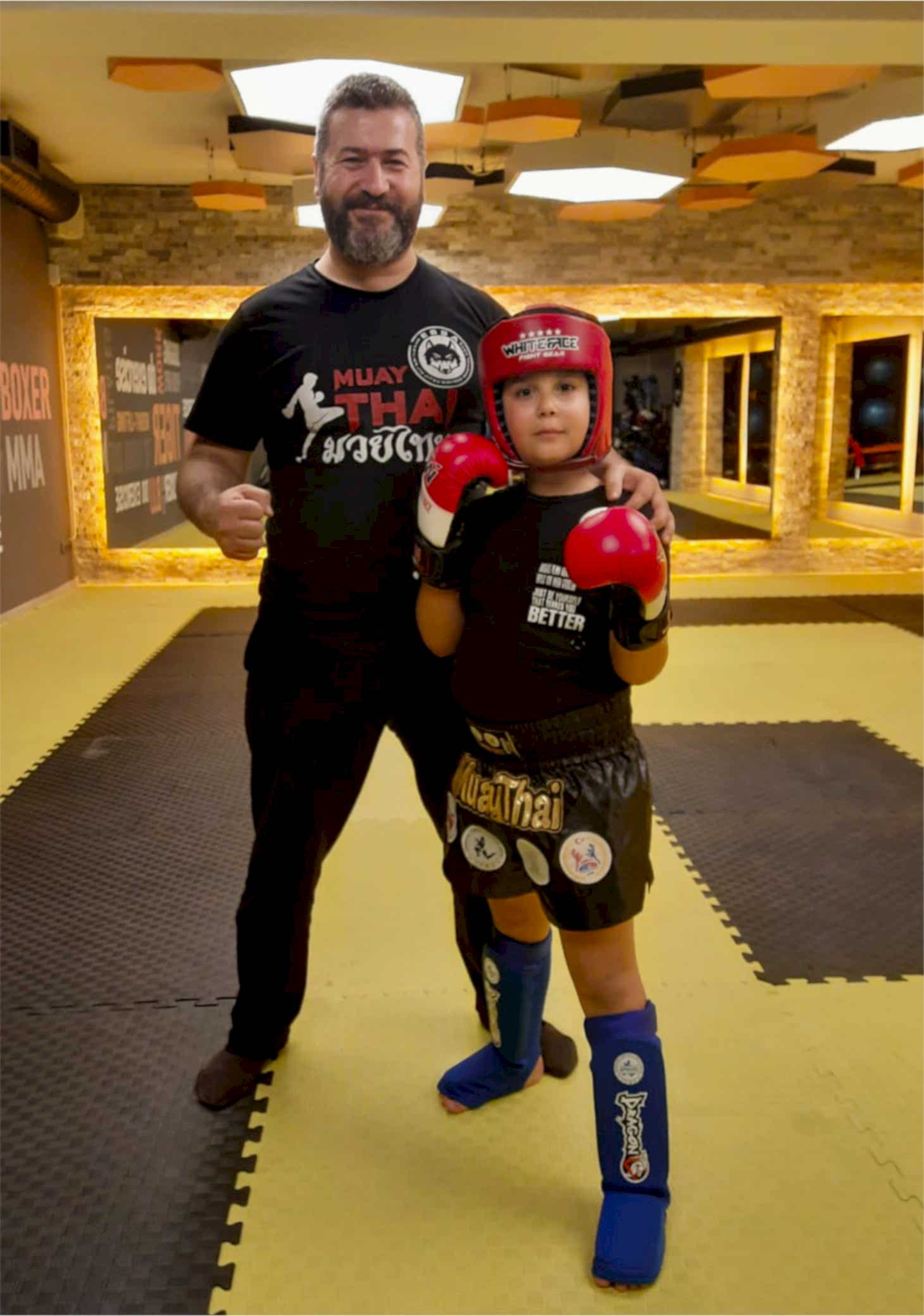 ÇOCUKLAR İÇİN MUAY THAI